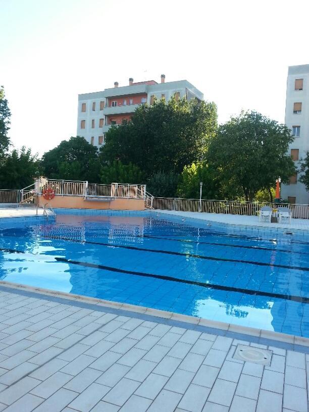 Residence Green Beverly Con Piscina Lido Adriano Εξωτερικό φωτογραφία